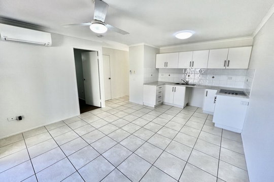 1/66 Burnett Street, Bundaberg South  QLD  4670