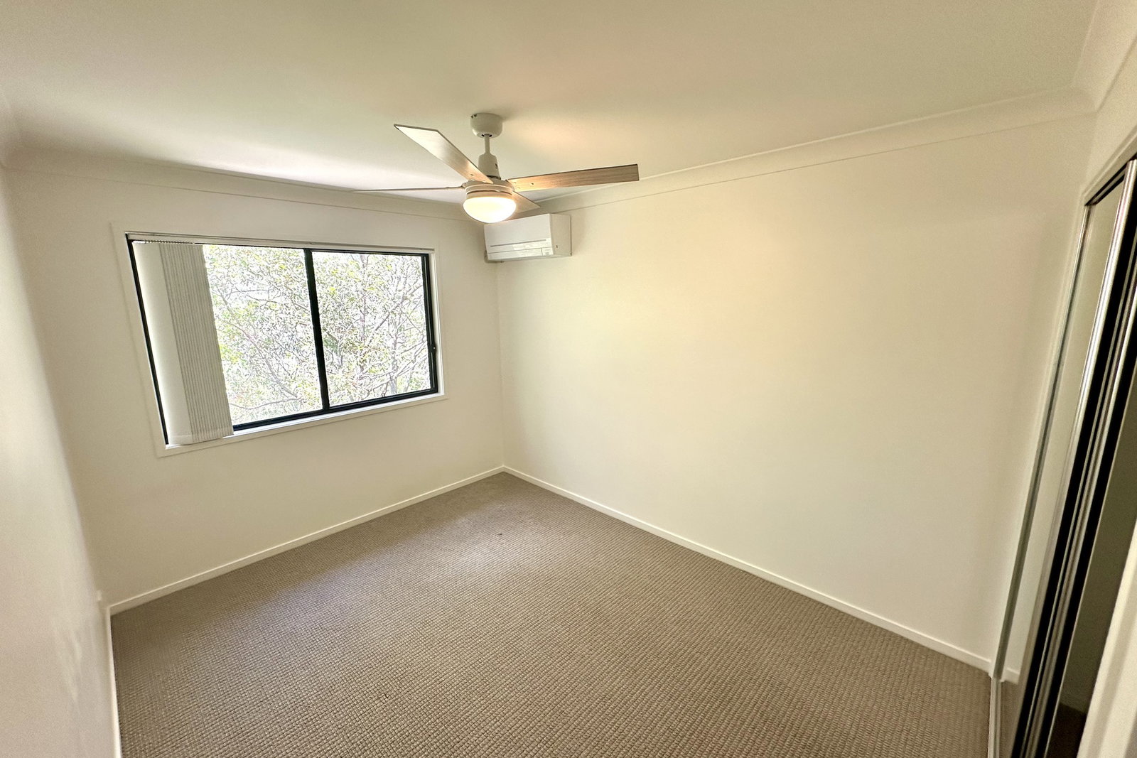 2/24 Discovery Drive, Agnes Water  QLD  4677