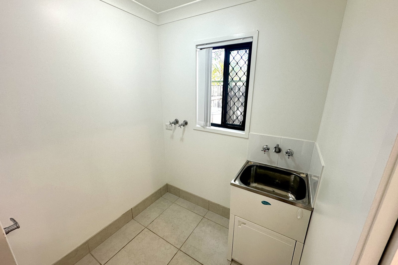 2/24 Discovery Drive, Agnes Water  QLD  4677
