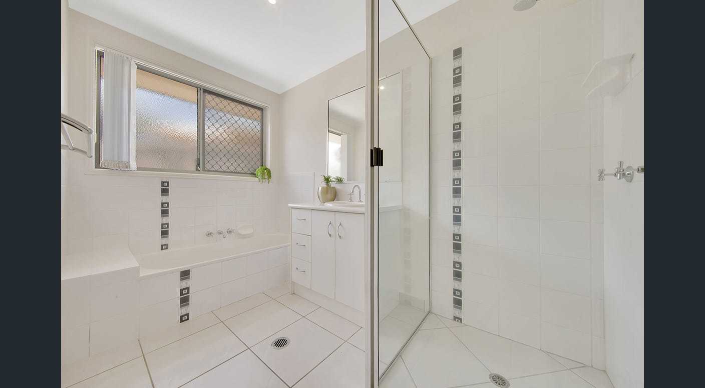 7 Osprey Court, South Gladstone  QLD  4680