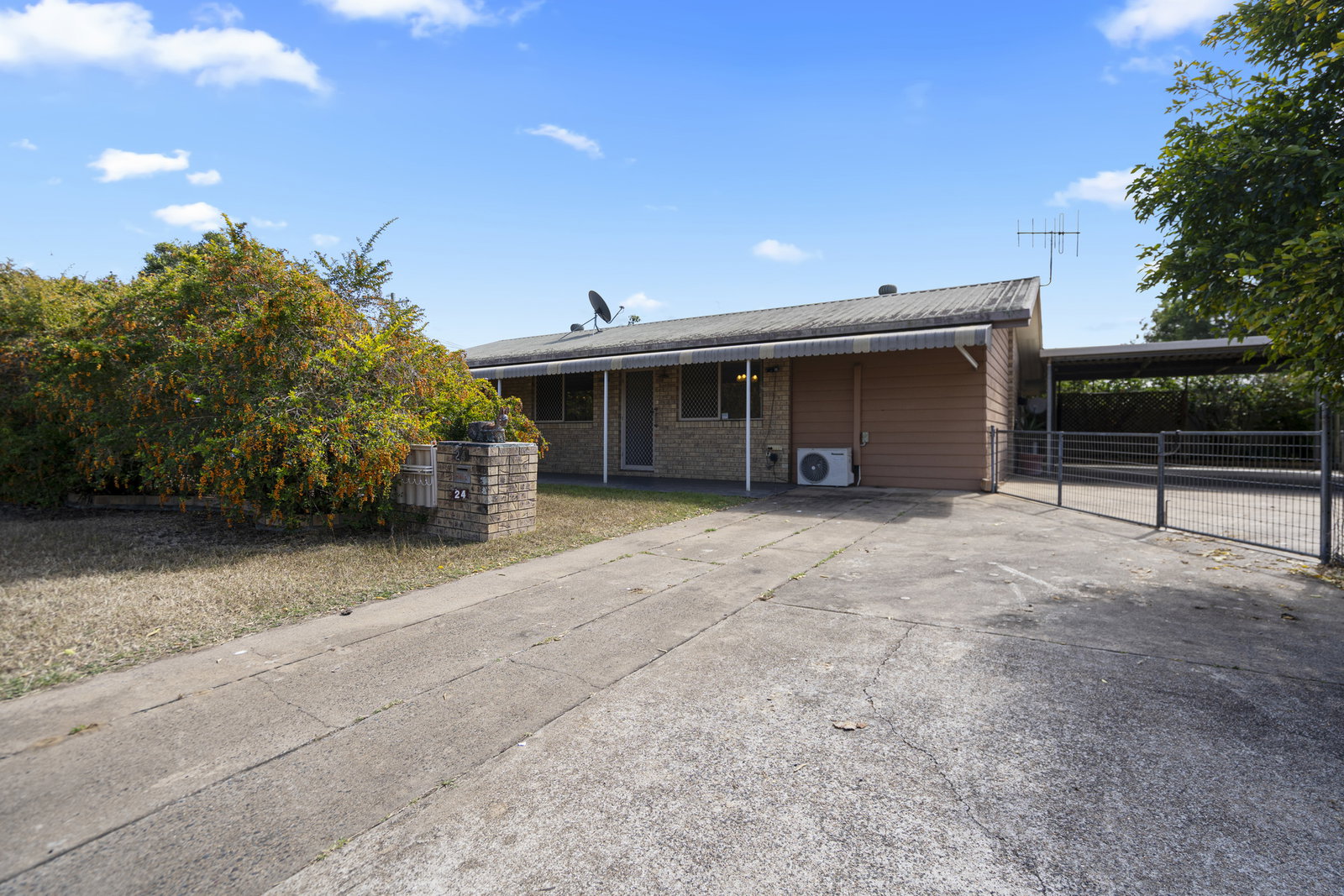 24 Thomas Thomsen Drive, Thabeban  QLD  4670