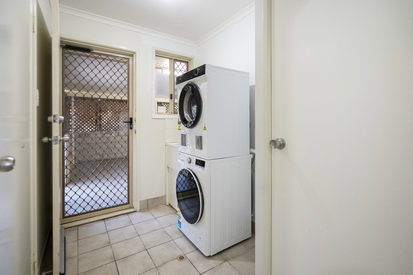 24 Thomas Thomsen Drive, Thabeban  QLD  4670