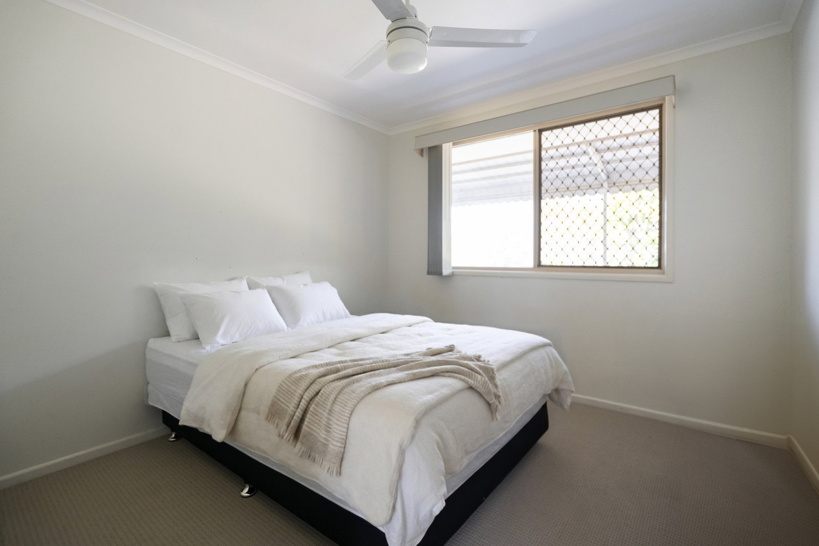 24 Thomas Thomsen Drive, Thabeban  QLD  4670