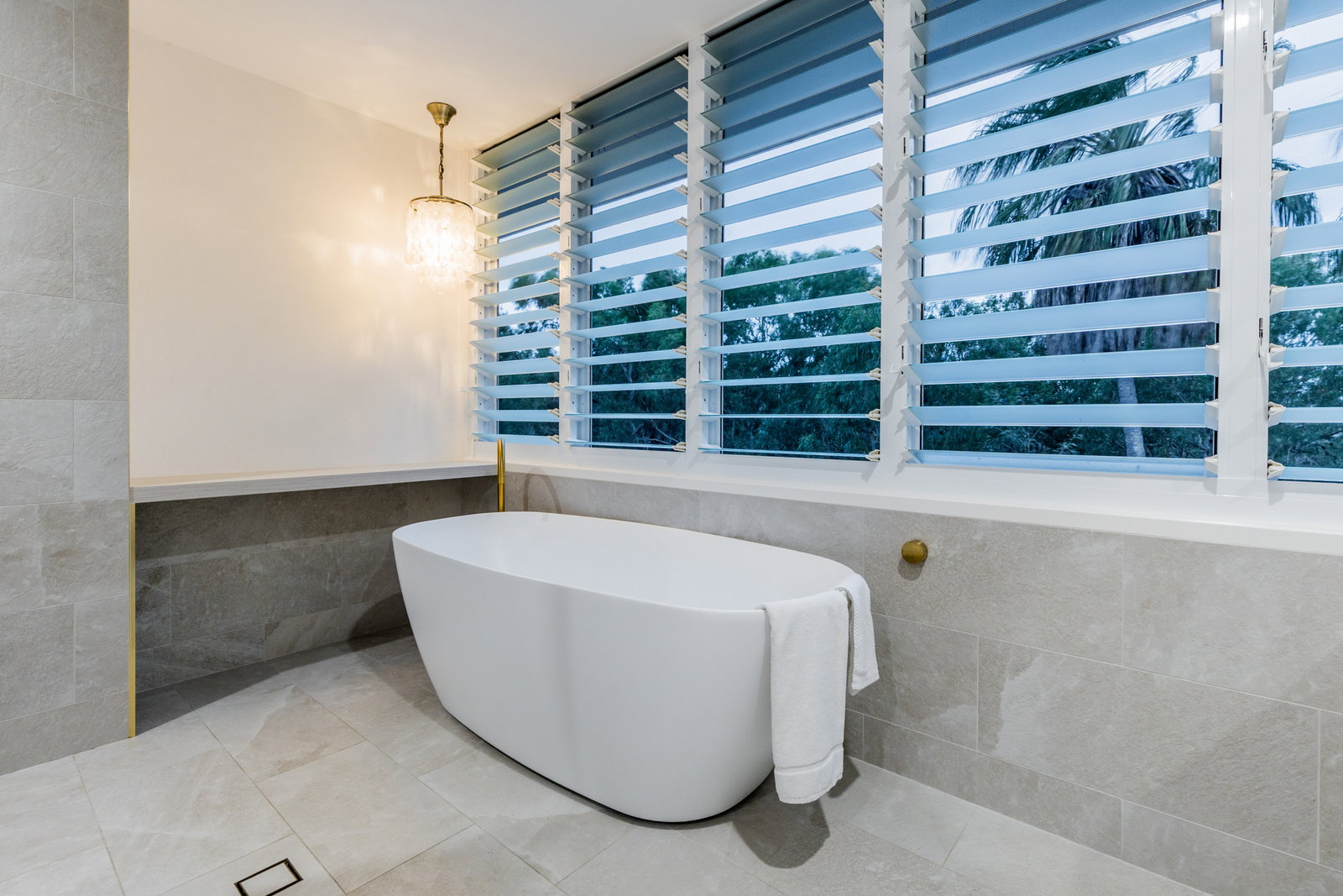 3/12 Ocean Beach Drive, Agnes Water  QLD  4677