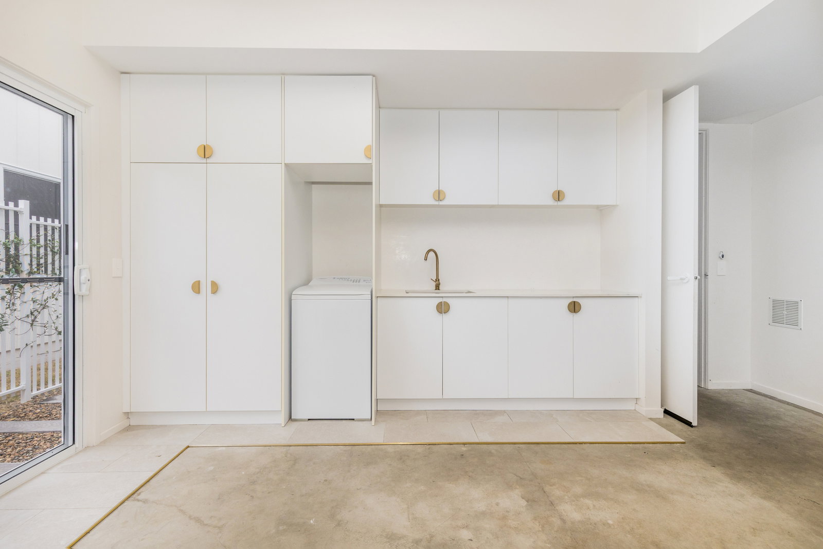 3/12 Ocean Beach Drive, Agnes Water  QLD  4677