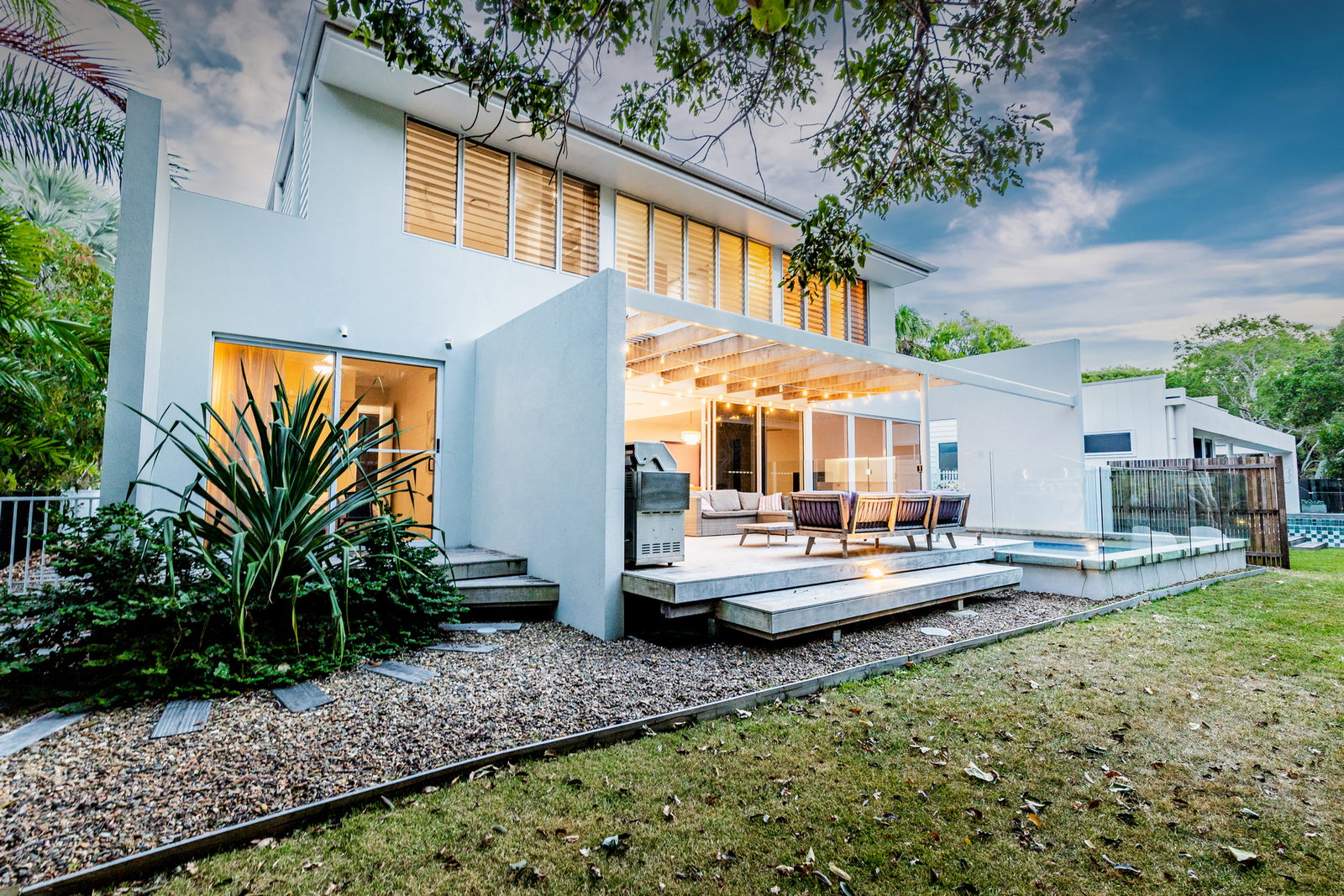3/12 Ocean Beach Drive, Agnes Water  QLD  4677