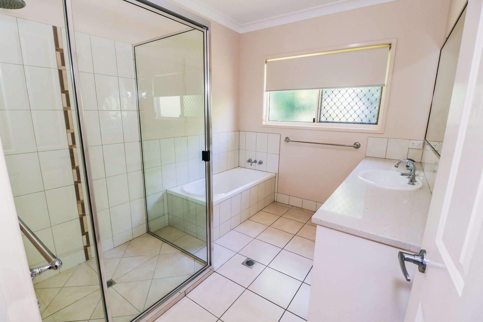 15 Woodrow Drive, Agnes Water  QLD  4677