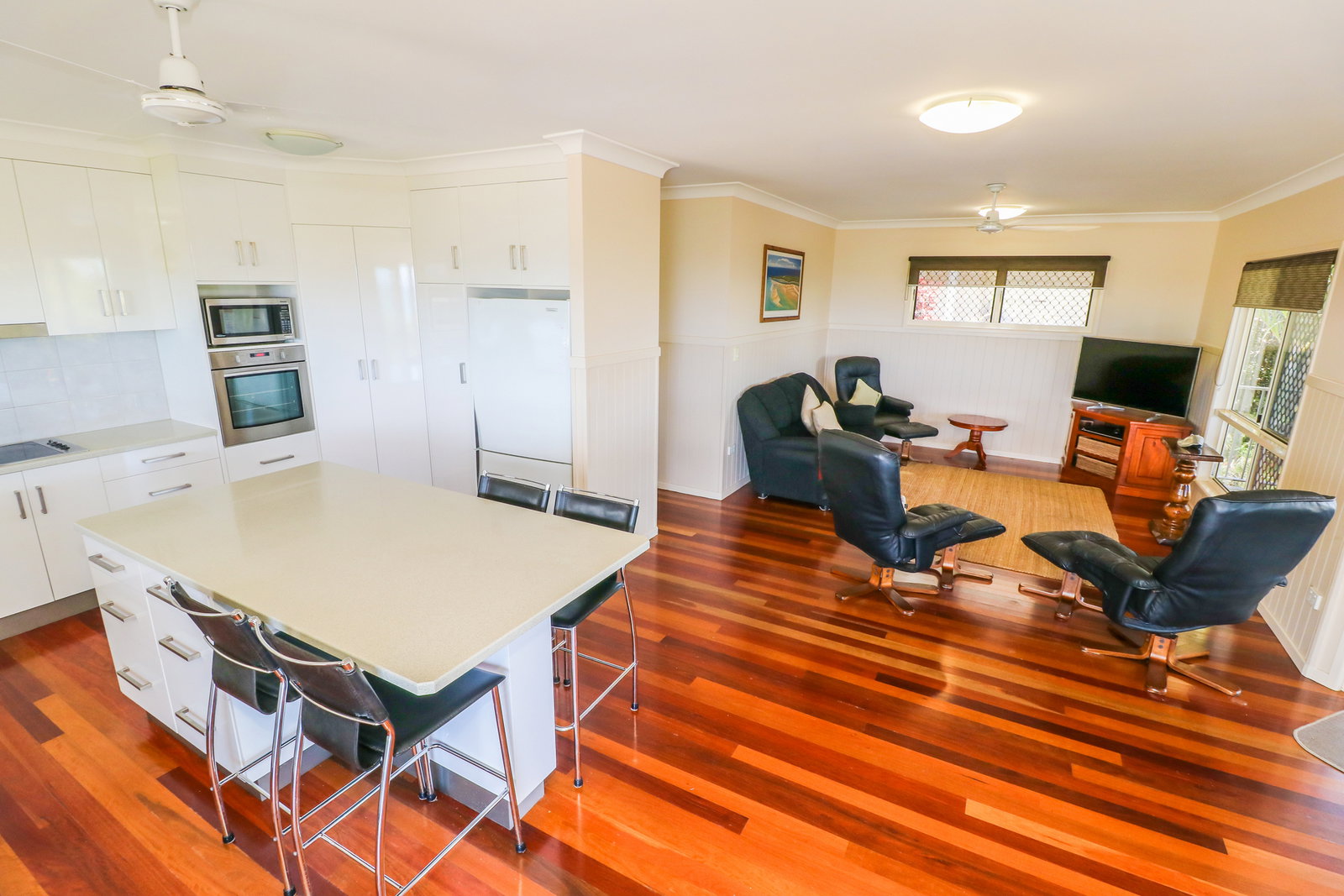 15 Woodrow Drive, Agnes Water  QLD  4677