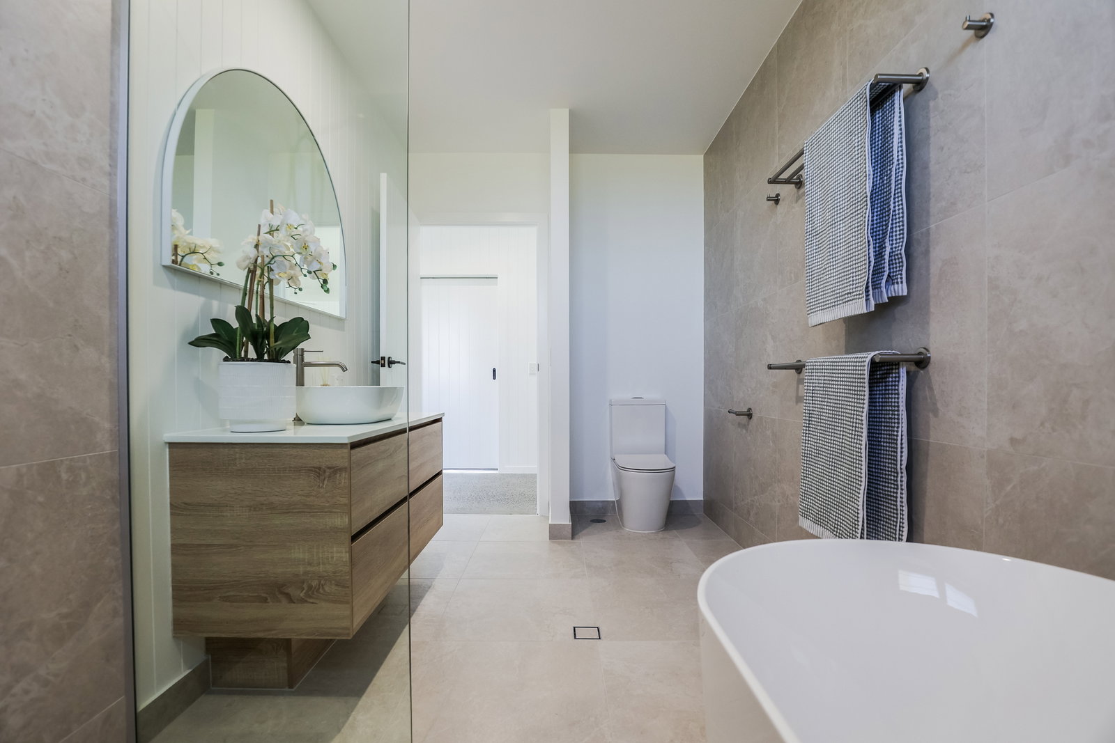 11/3 Beaches Village Circuit, Agnes Water  QLD  4677