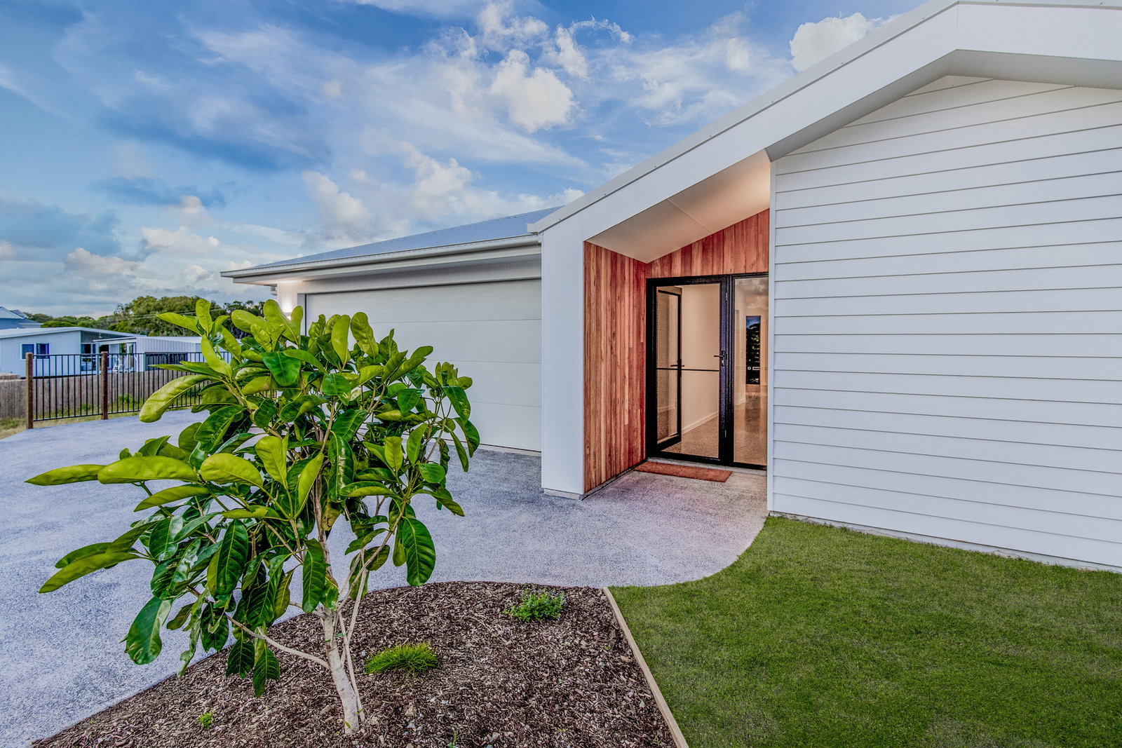 11/3 Beaches Village Circuit, Agnes Water  QLD  4677