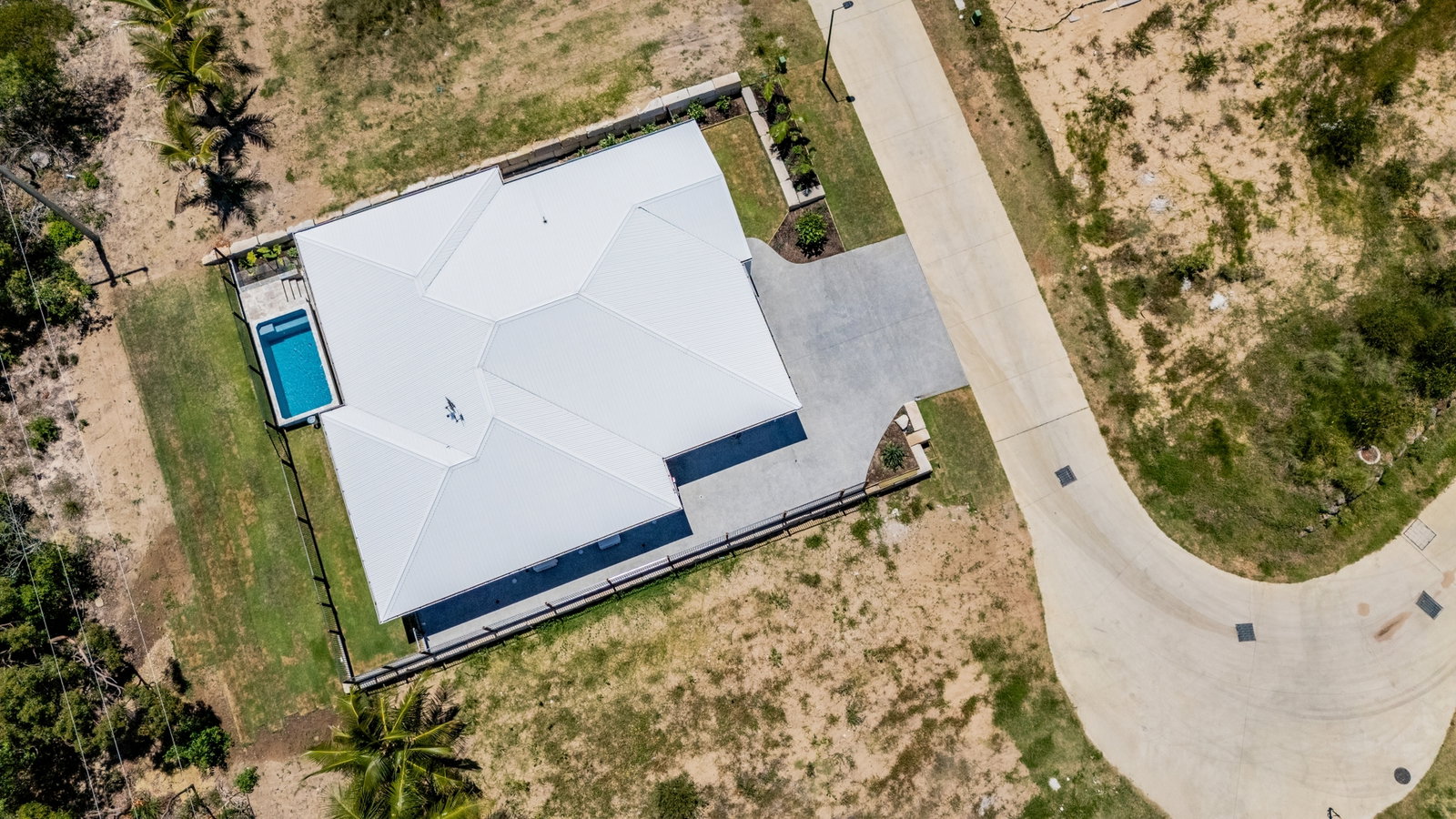 11/3 Beaches Village Circuit, Agnes Water  QLD  4677