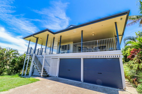 15 Woodrow Drive, Agnes Water  QLD  4677