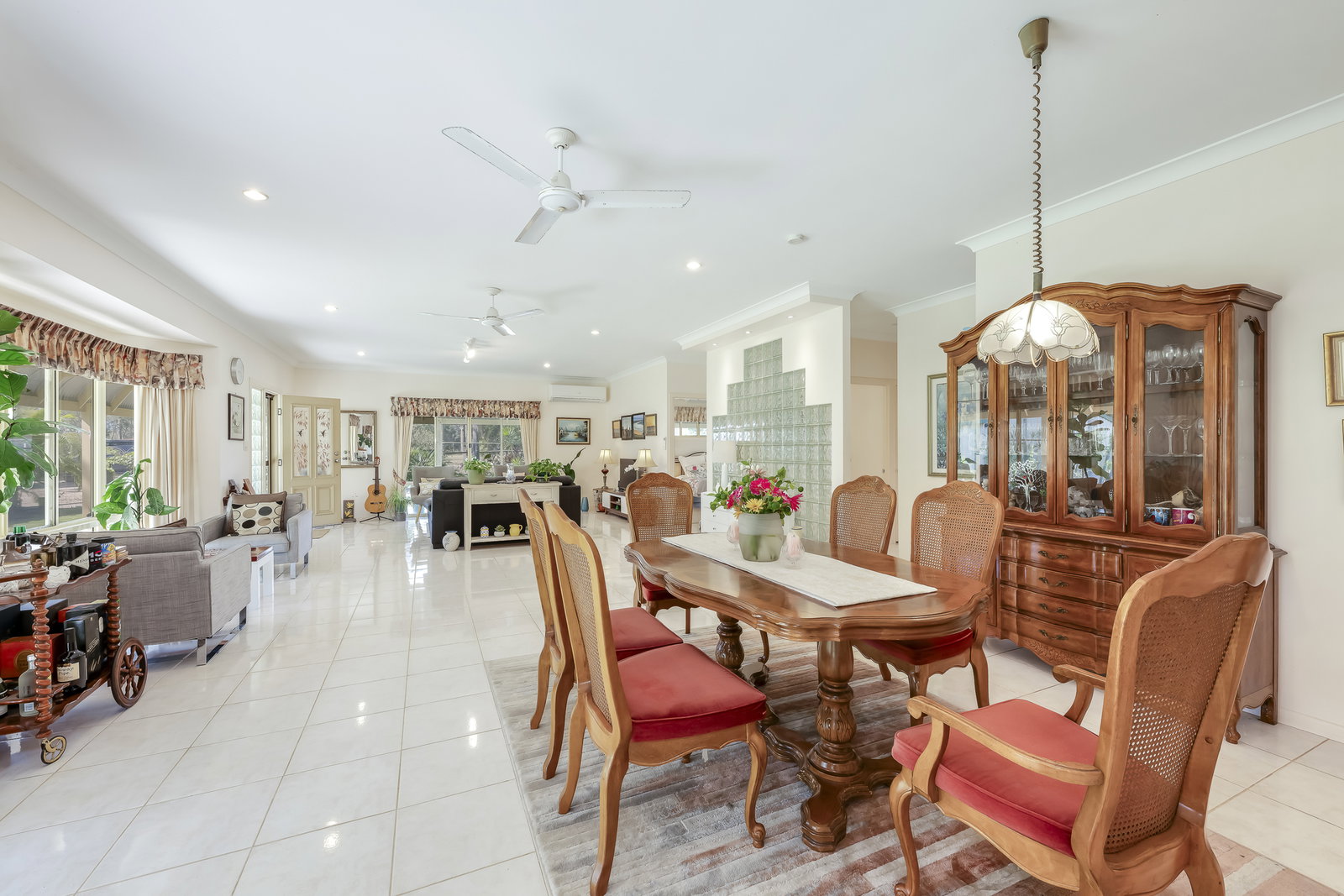 14 Hannah Court, Moore Park Beach  QLD  4670