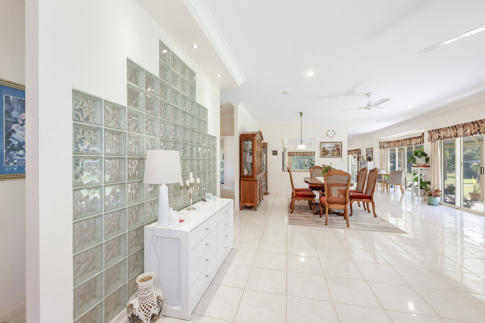 14 Hannah Court, Moore Park Beach  QLD  4670