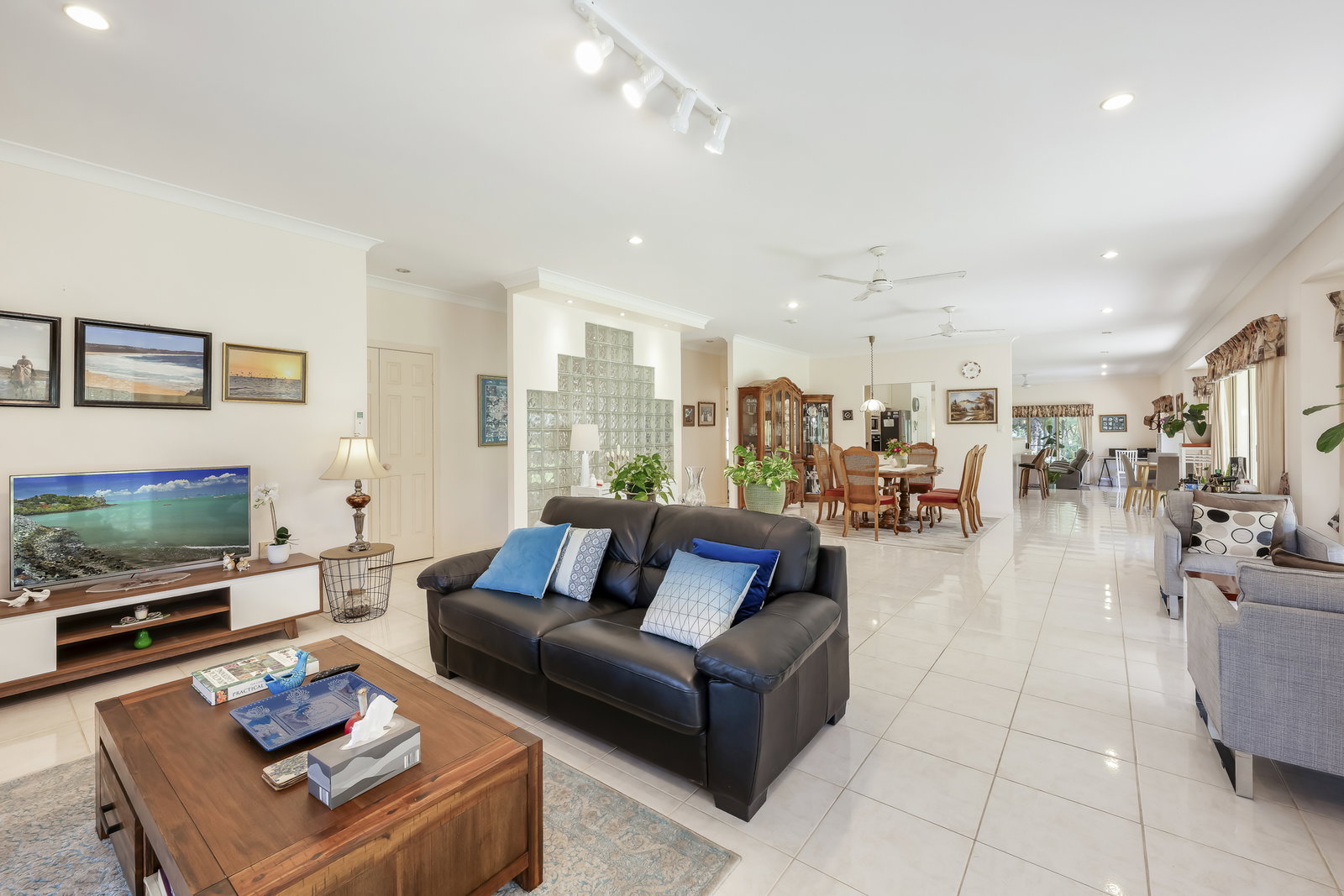 14 Hannah Court, Moore Park Beach  QLD  4670
