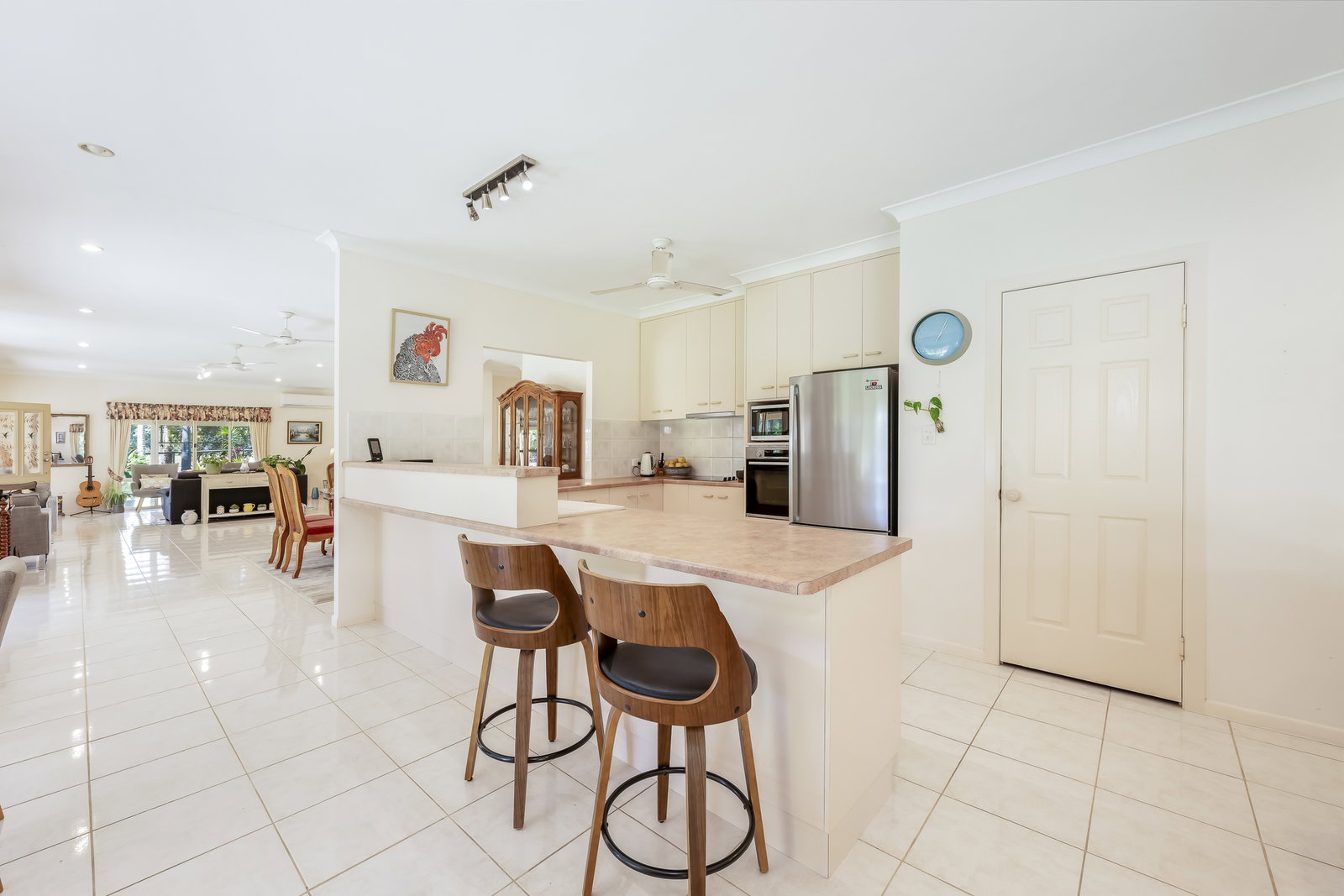 14 Hannah Court, Moore Park Beach  QLD  4670