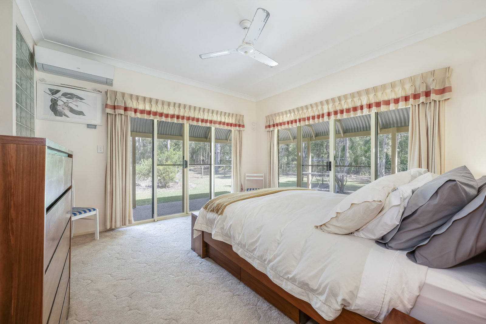 14 Hannah Court, Moore Park Beach  QLD  4670