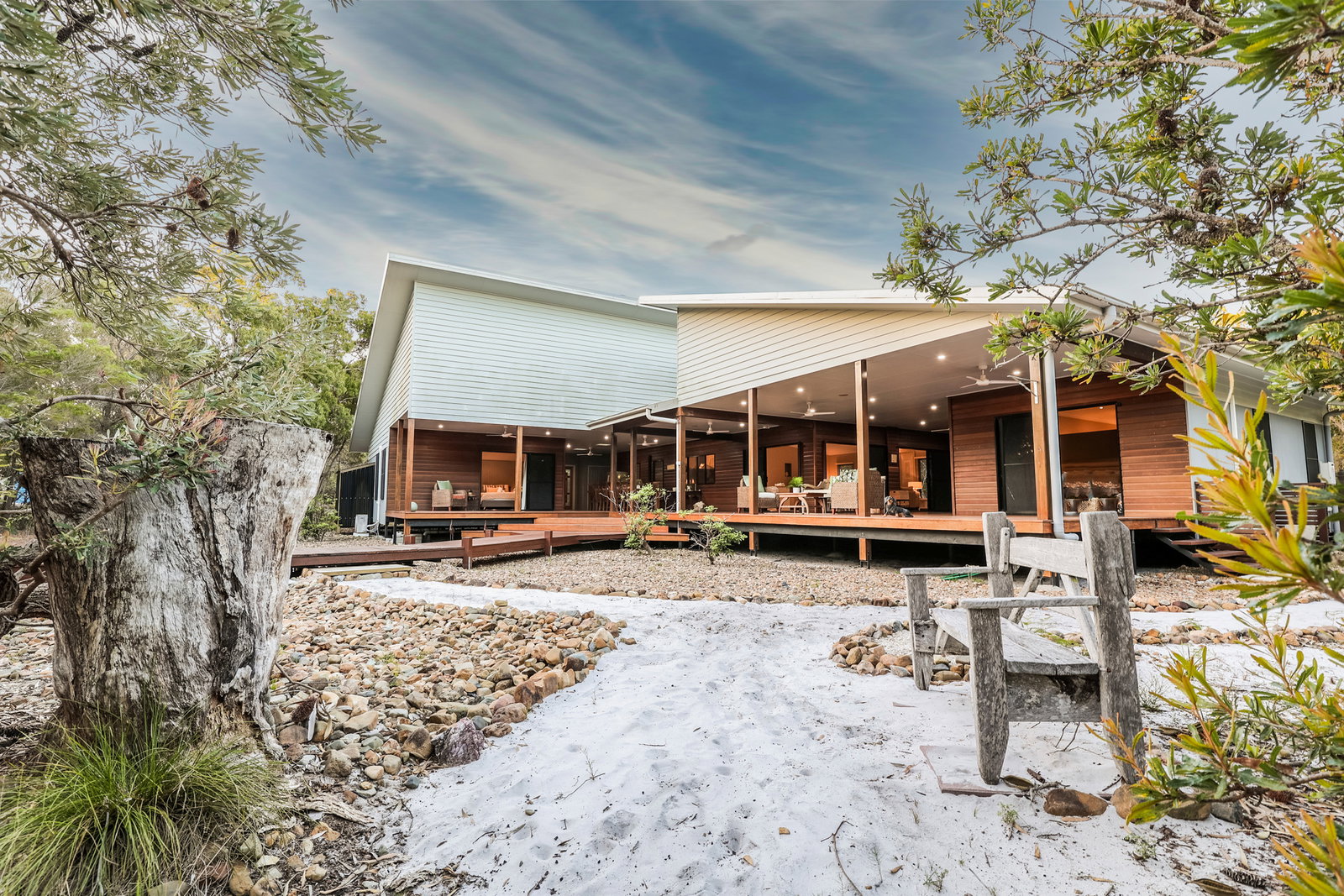 23 Bloodwood Avenue, Agnes Water  QLD  4677
