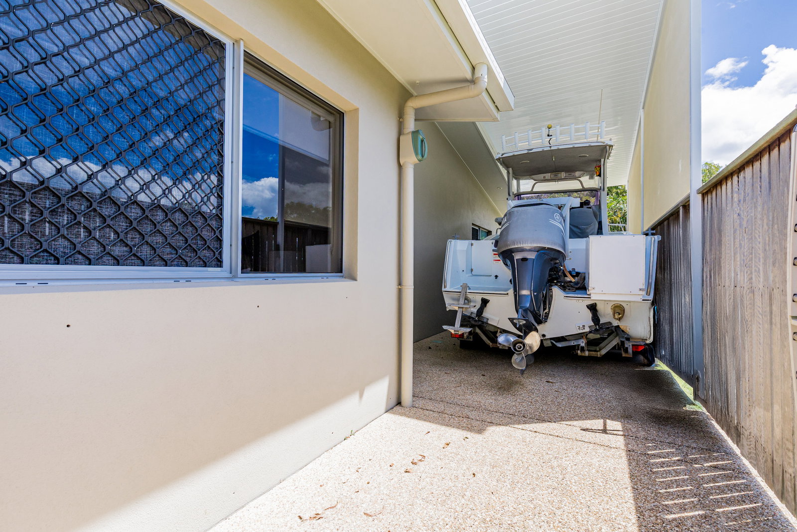 17 Beach Houses Estate Road, Agnes Water  QLD  4677