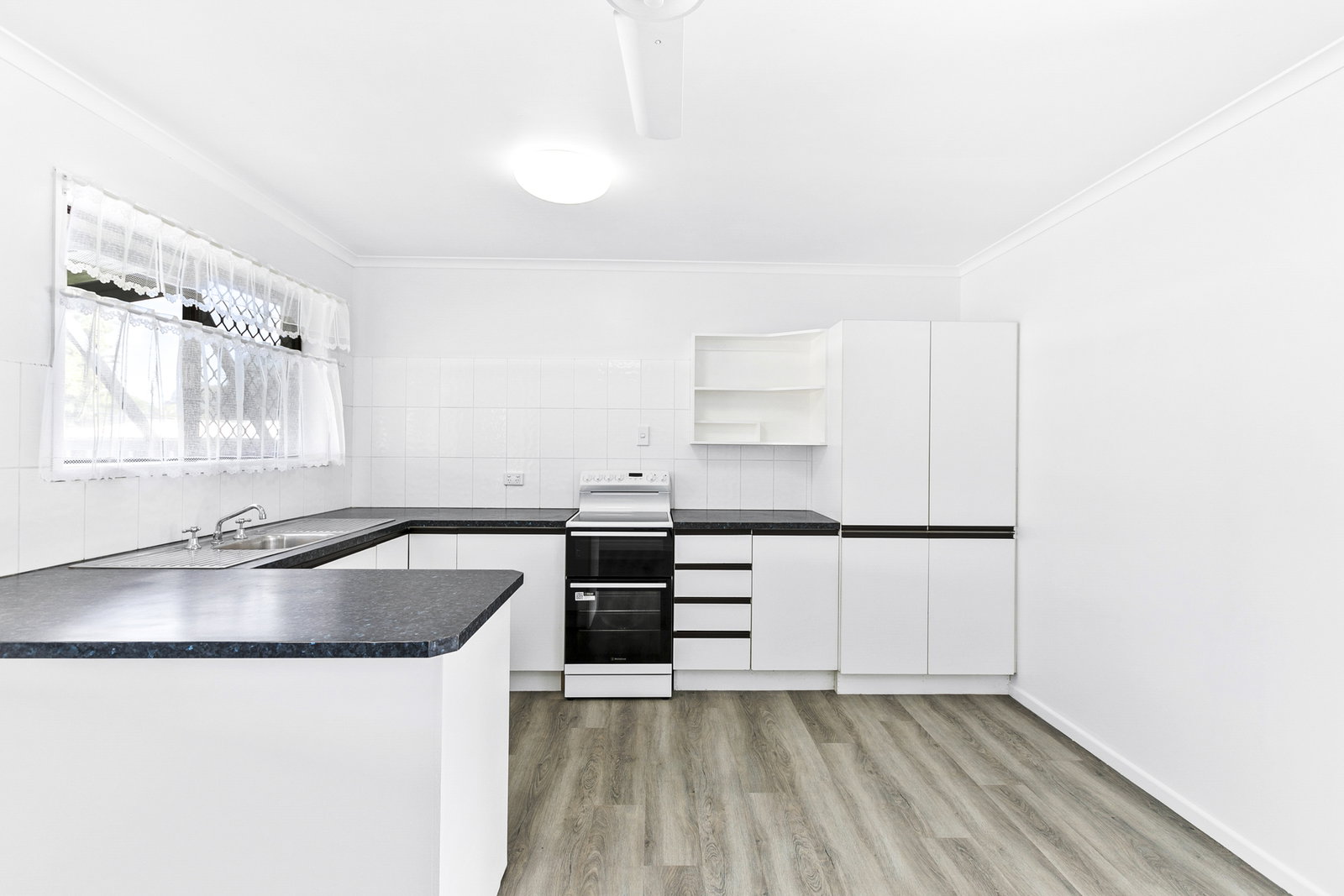 31 Wolseley Street, Granville  QLD  4650