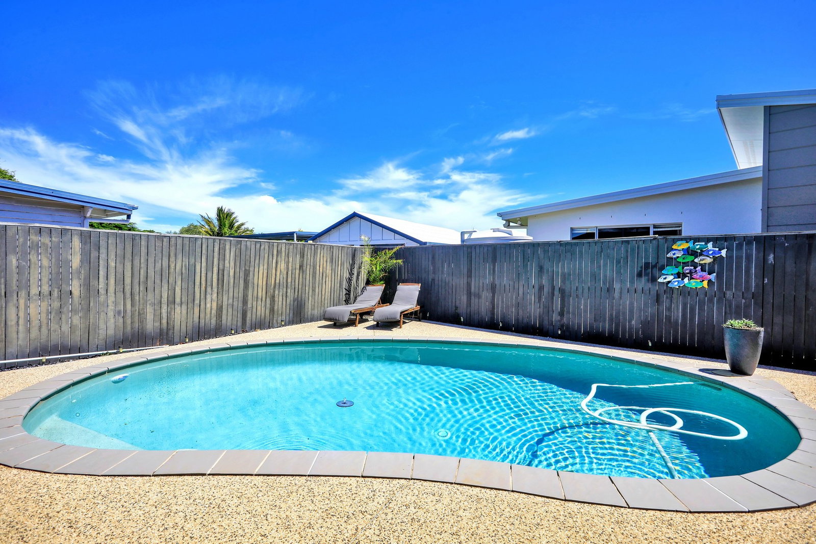 25 Holland Street, Bargara  QLD  4670