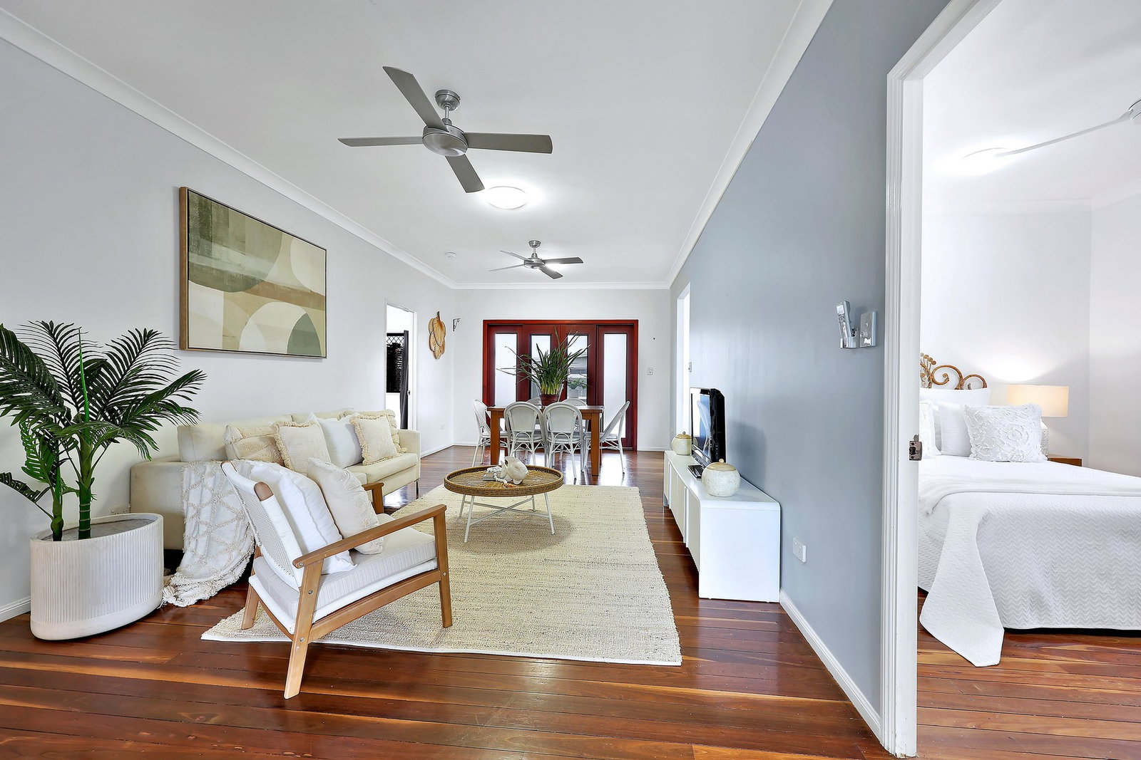 25 Holland Street, Bargara  QLD  4670