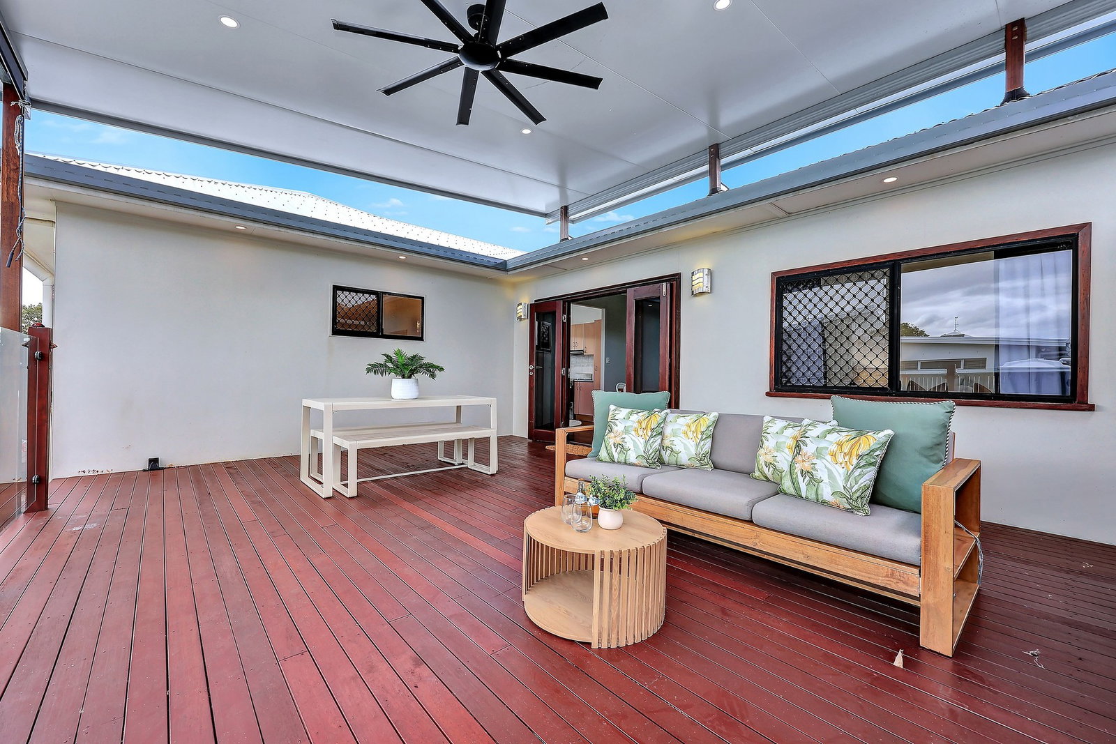 25 Holland Street, Bargara  QLD  4670