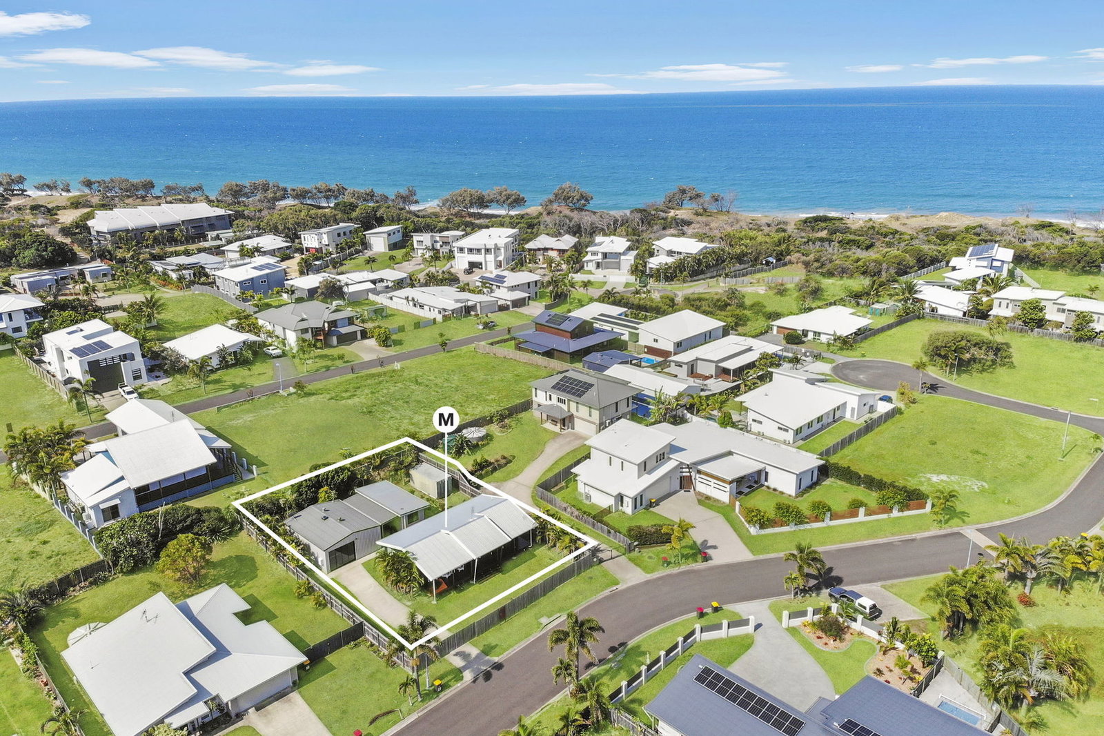 25 Waterfront Drive, Agnes Water  QLD  4677