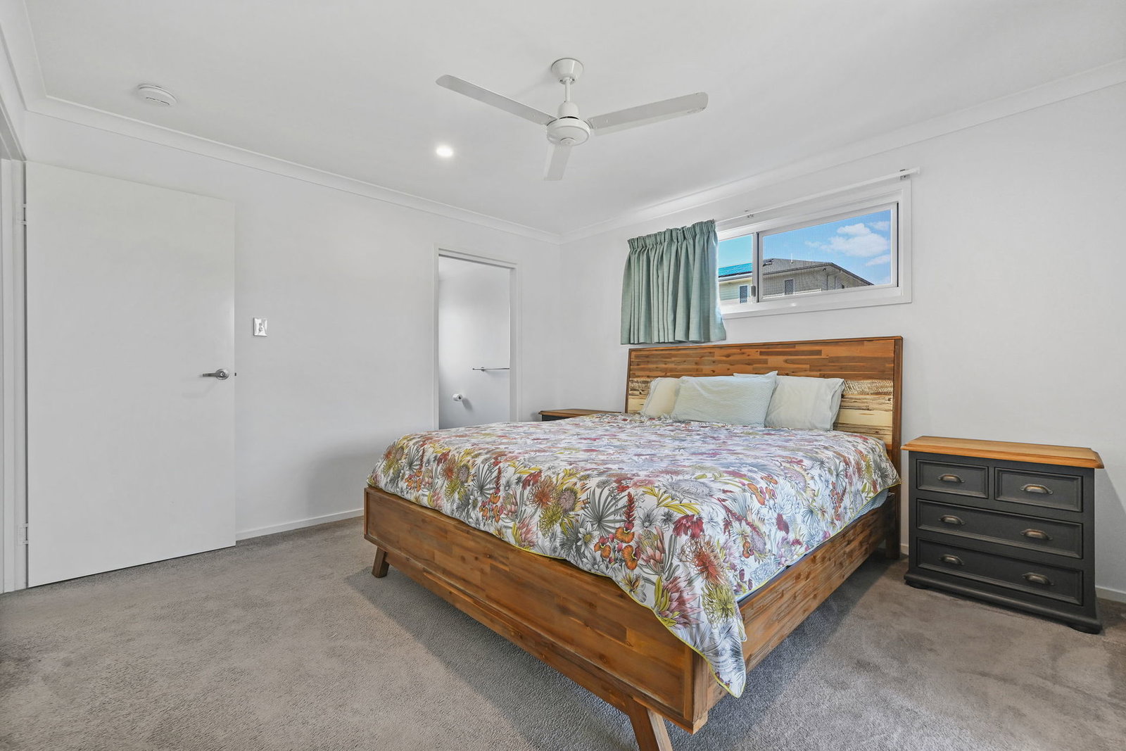 25 Waterfront Drive, Agnes Water  QLD  4677