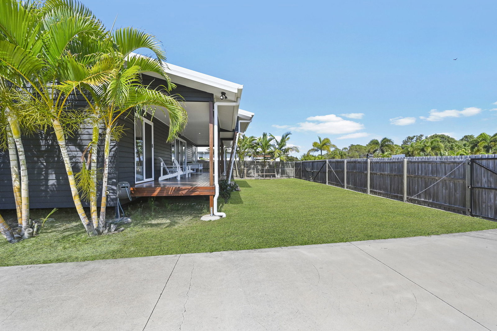 25 Waterfront Drive, Agnes Water  QLD  4677