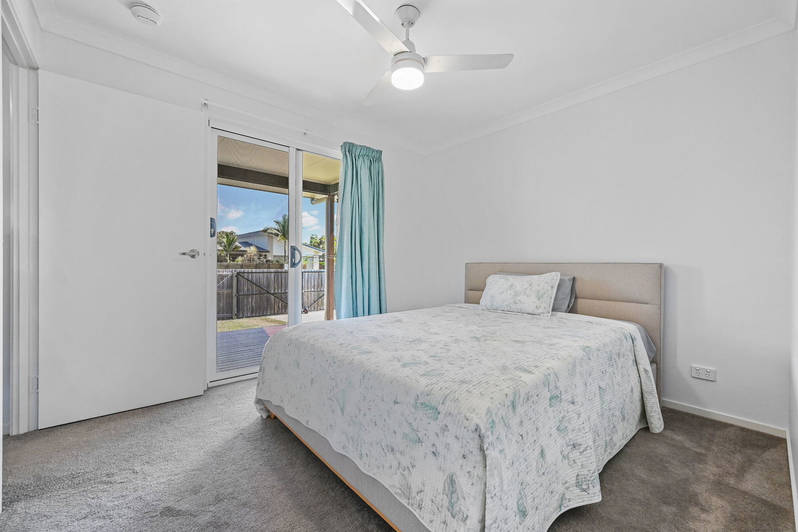 25 Waterfront Drive, Agnes Water  QLD  4677