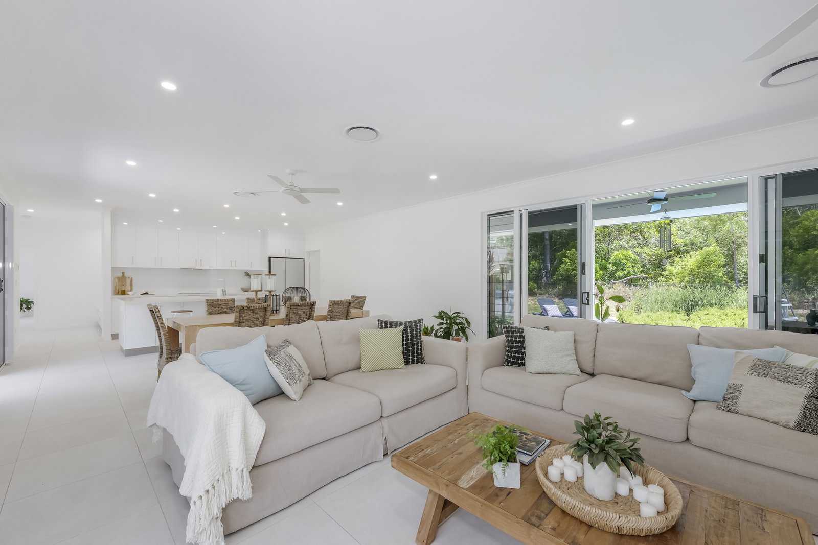 39 Sylvan Drive, Moore Park Beach  QLD  4670
