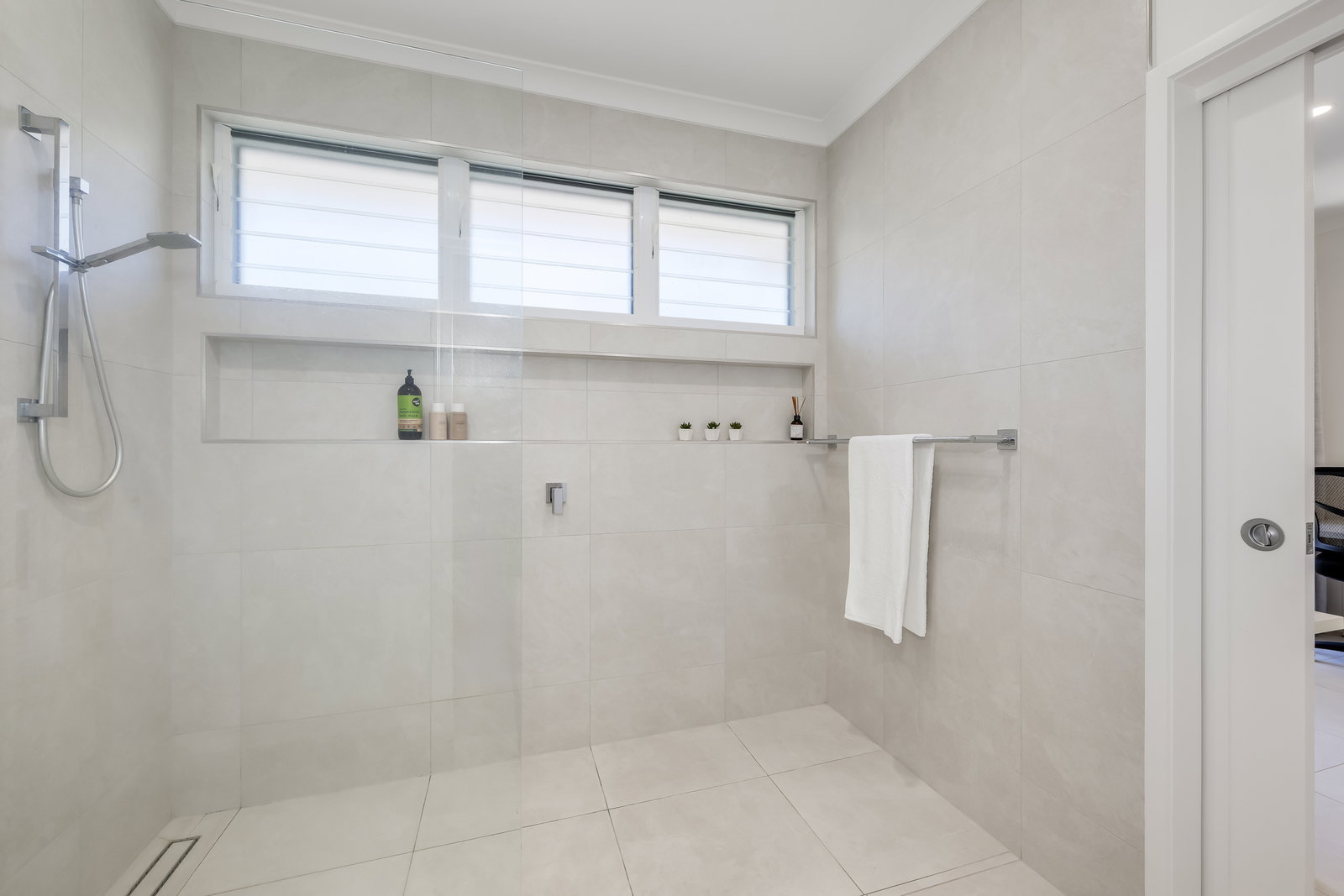 39 Sylvan Drive, Moore Park Beach  QLD  4670