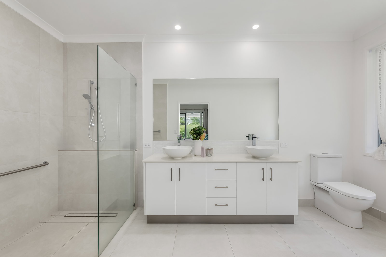 39 Sylvan Drive, Moore Park Beach  QLD  4670