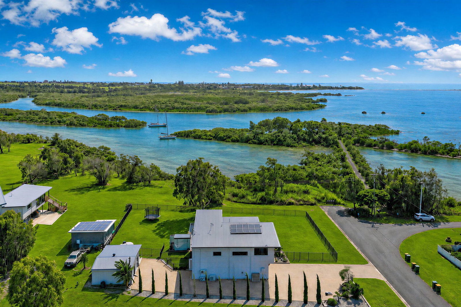 3 Mitchell Street, Elliott Heads  QLD  4670