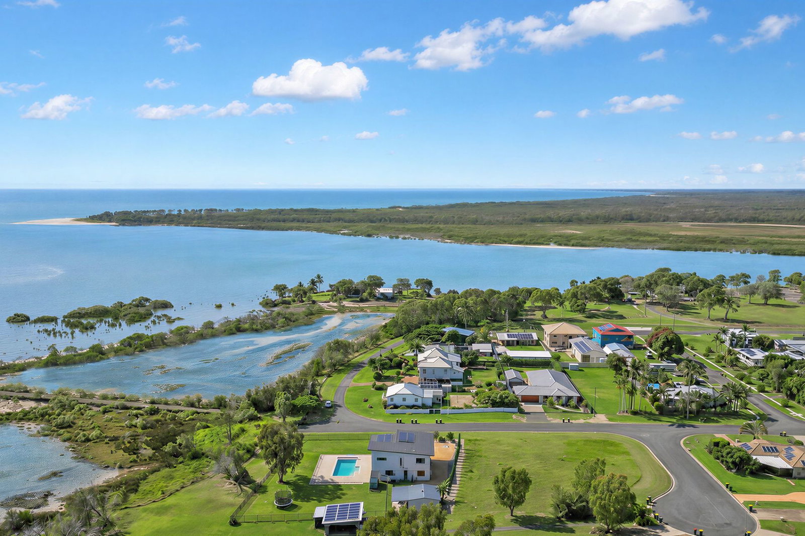 3 Mitchell Street, Elliott Heads  QLD  4670