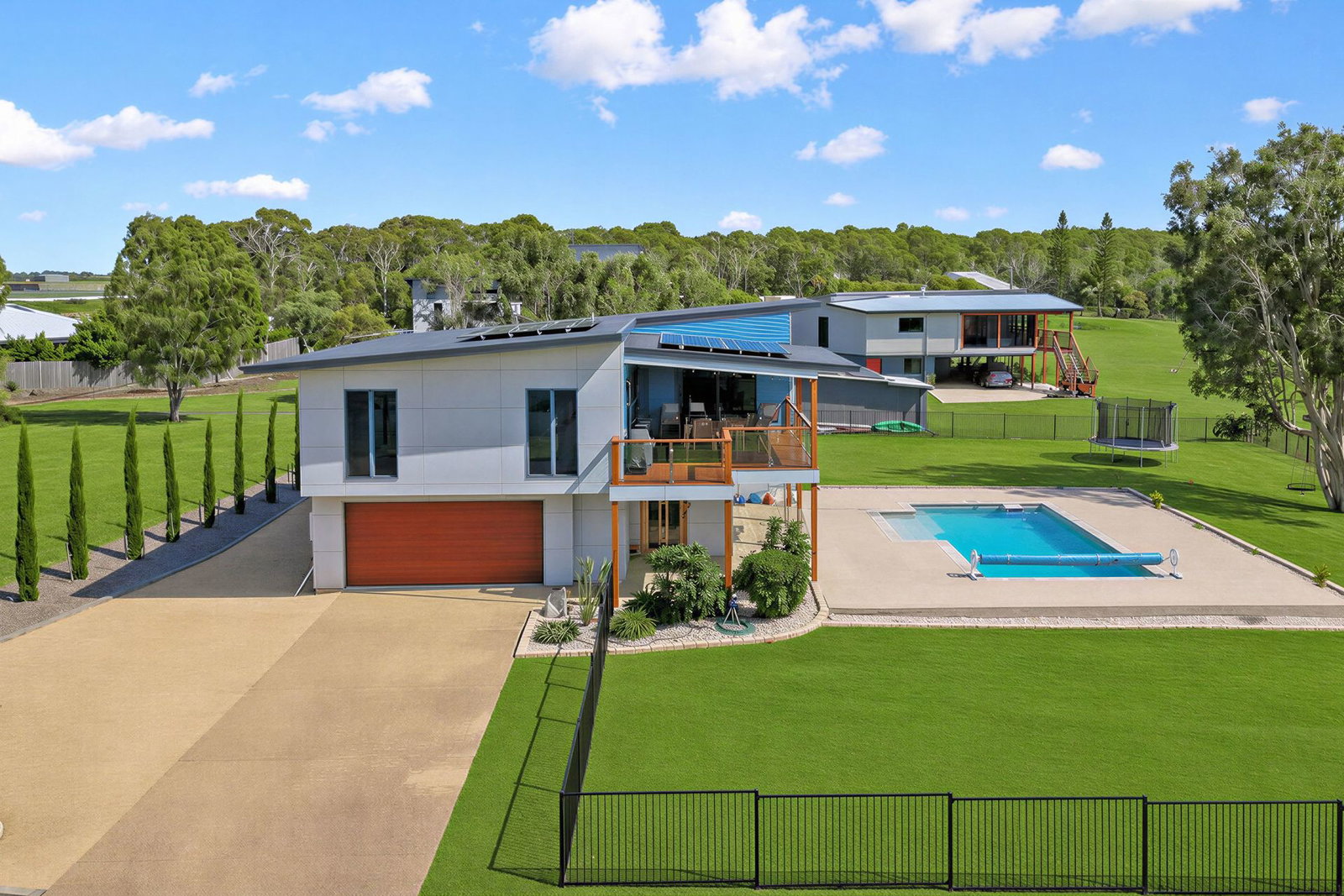3 Mitchell Street, Elliott Heads  QLD  4670