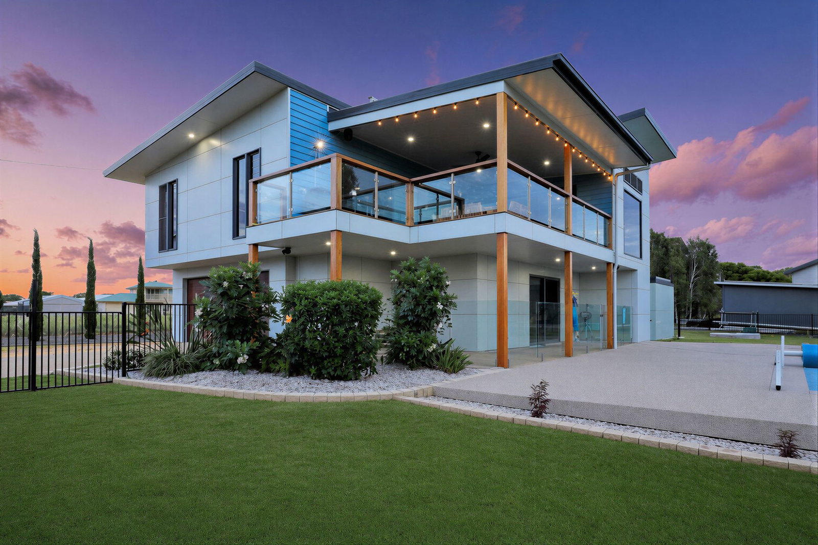 3 Mitchell Street, Elliott Heads  QLD  4670