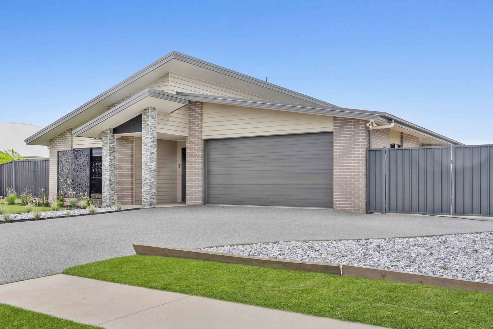 7 Wintergreen Court, Nikenbah  QLD  4655