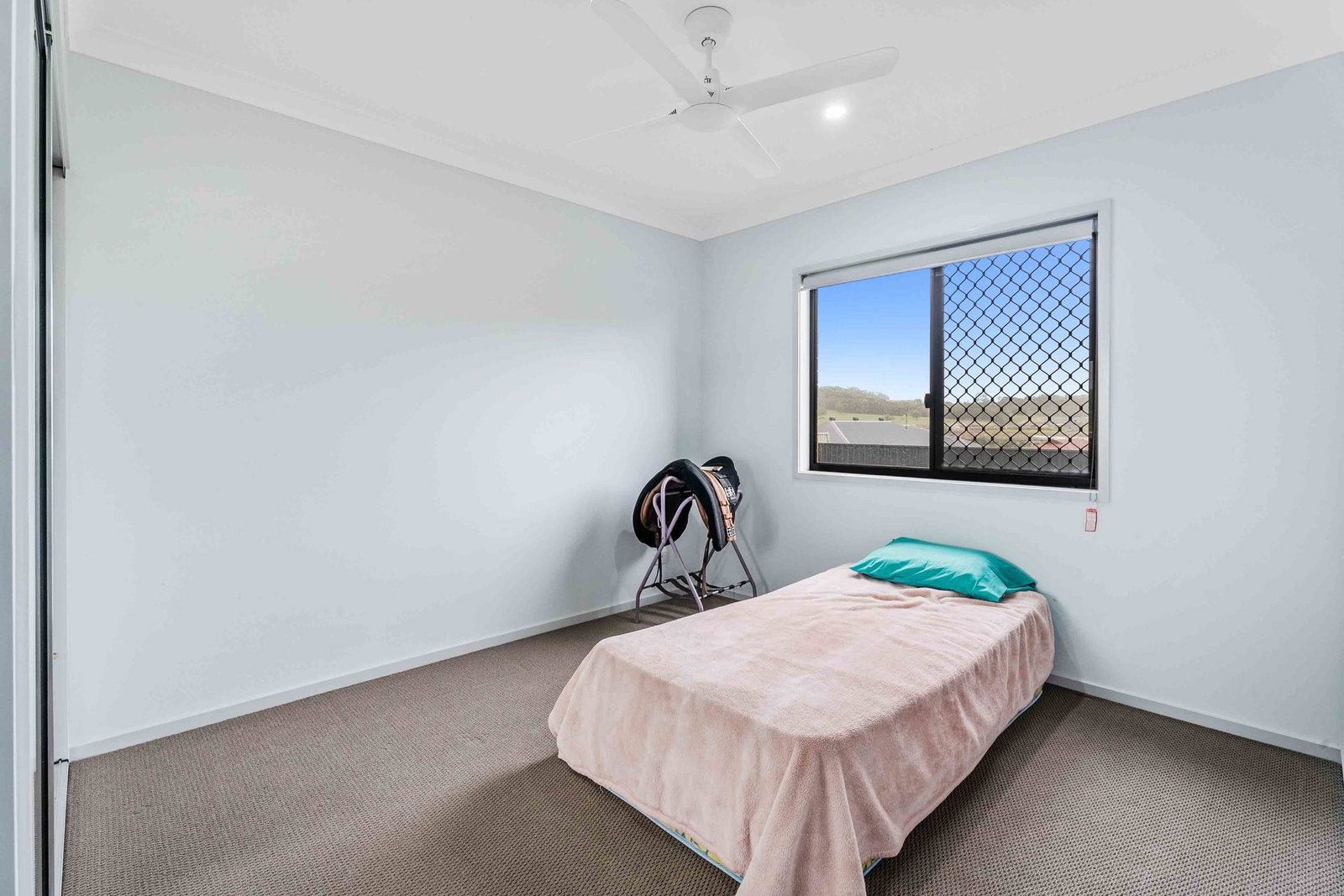 7 Wintergreen Court, Nikenbah  QLD  4655