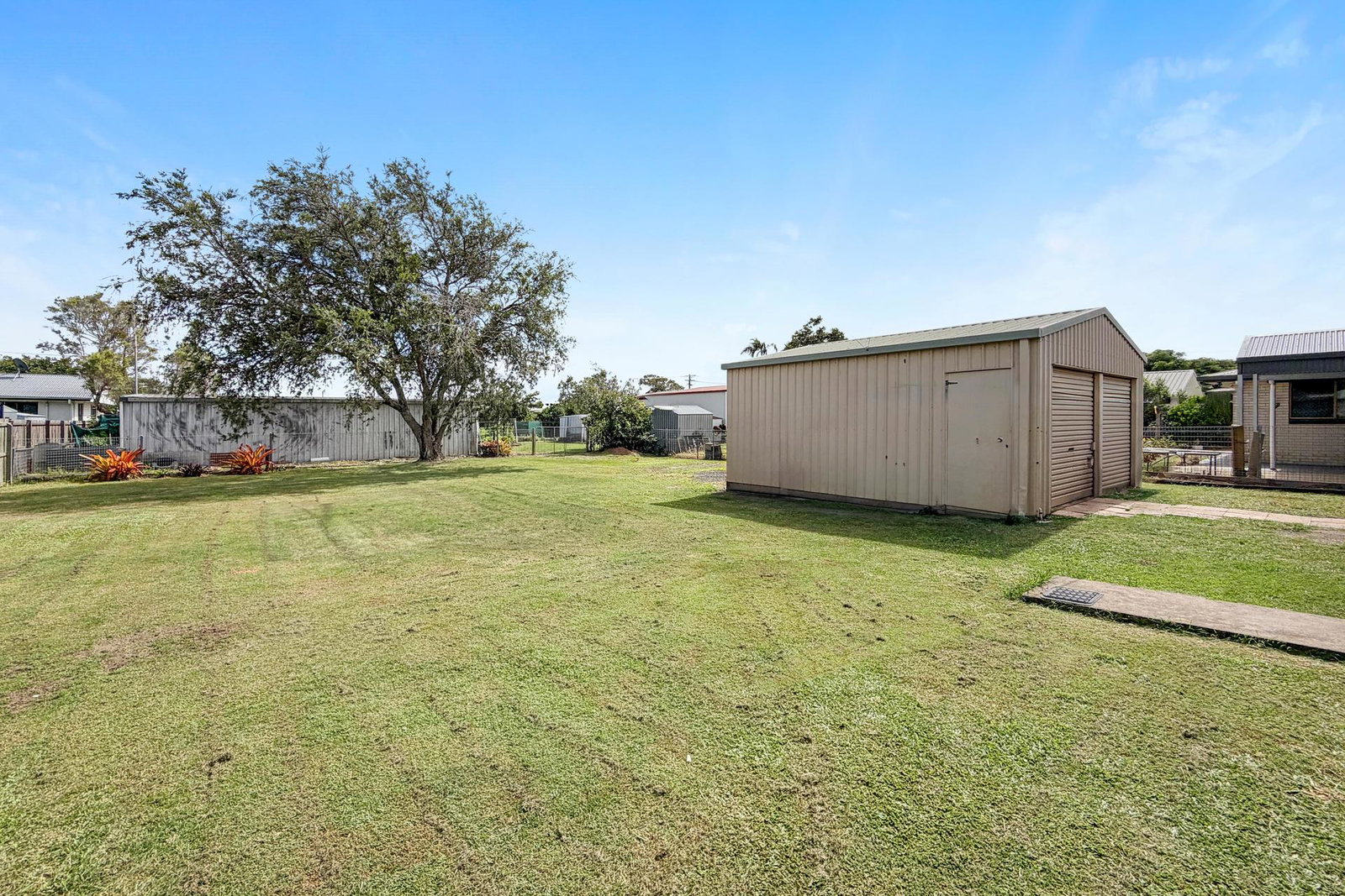 33 Fairymead Road, Bundaberg North  QLD  4670