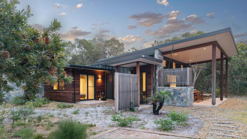 21 Bloodwood Avenue, Agnes Water  QLD  4677