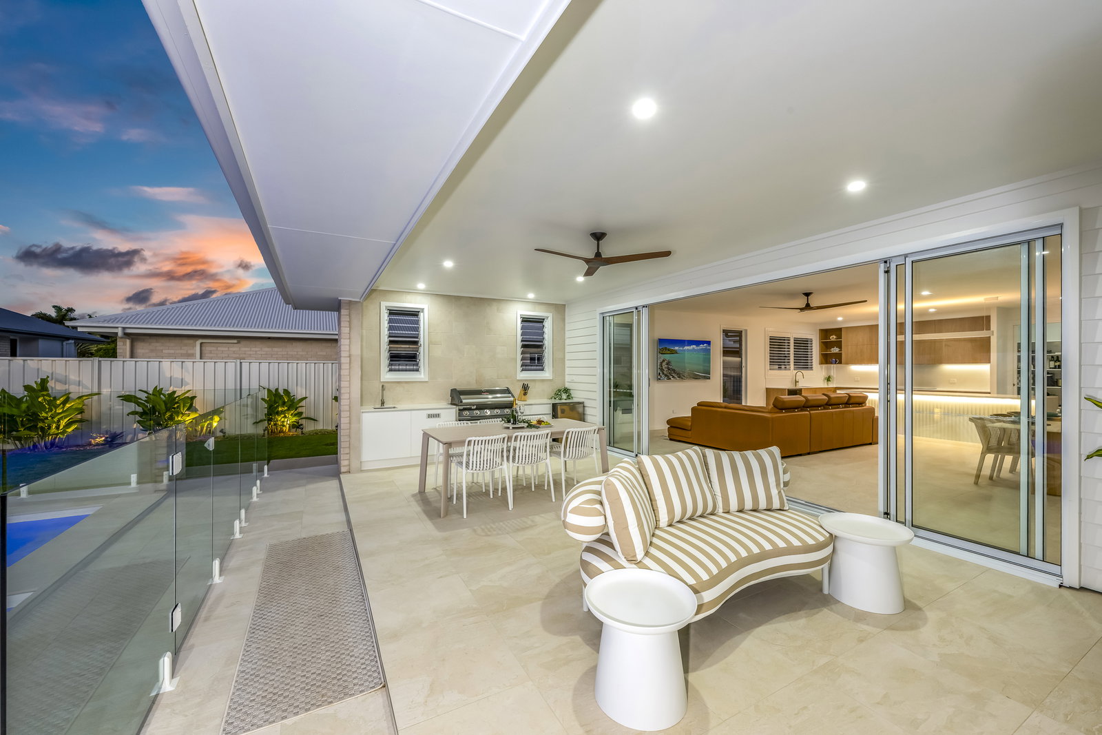 4 Sarazen Street, Coral Cove  QLD  4670