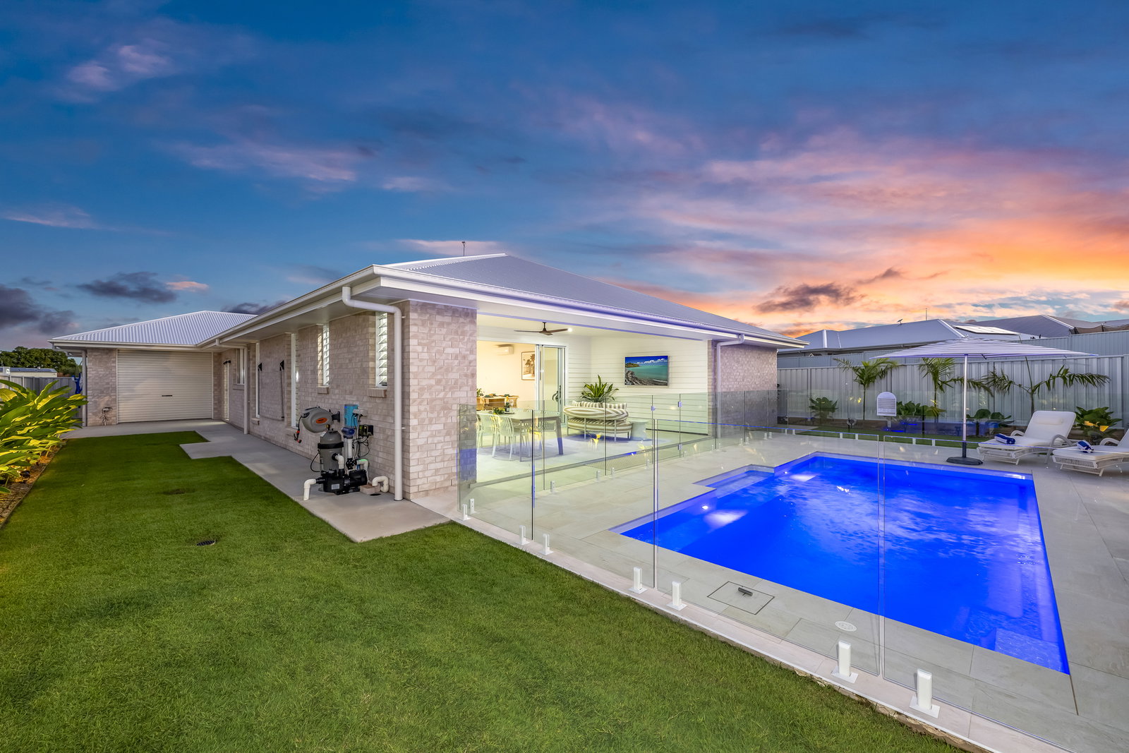 4 Sarazen Street, Coral Cove  QLD  4670