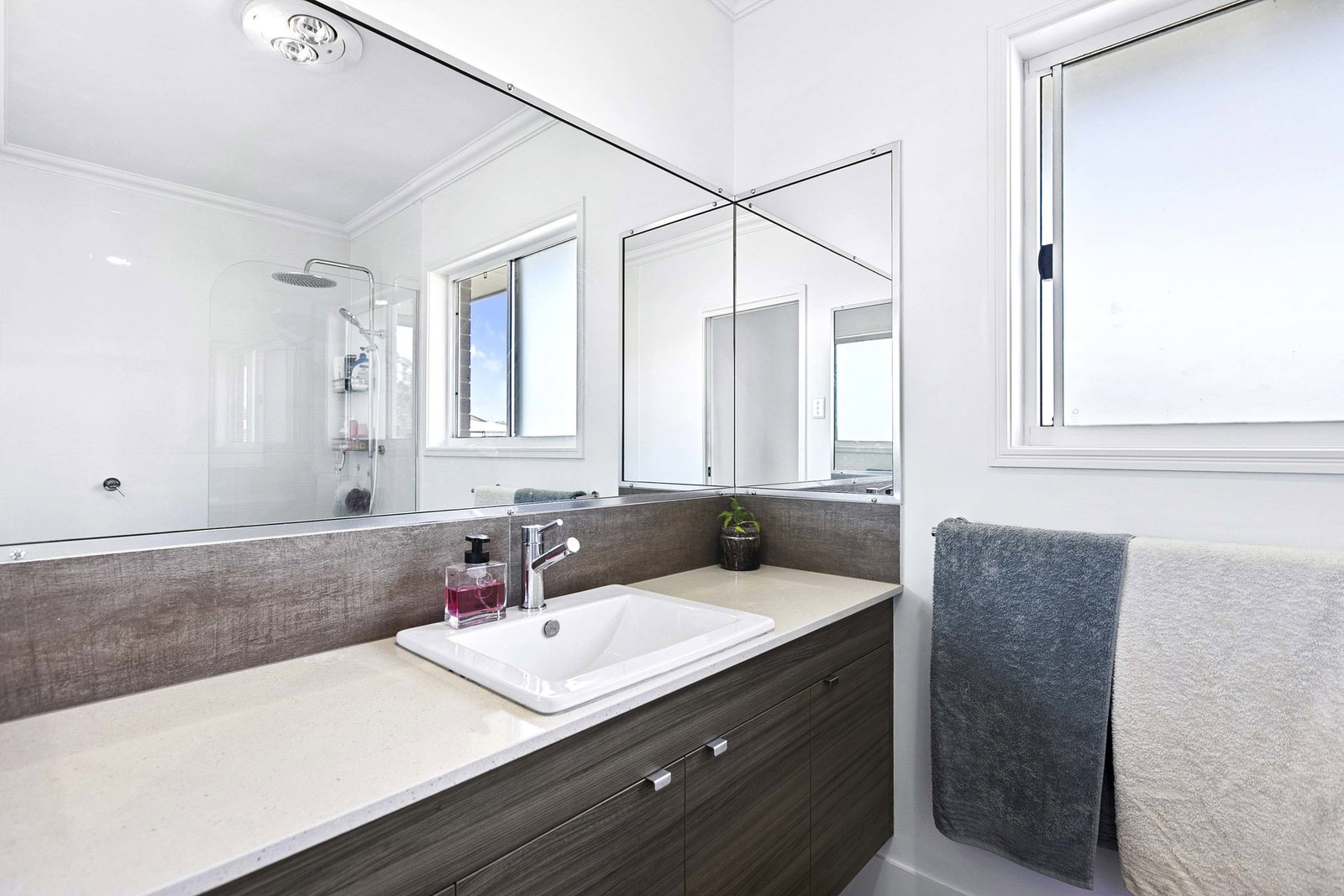70 Lake Drive, Yengarie  QLD  4650