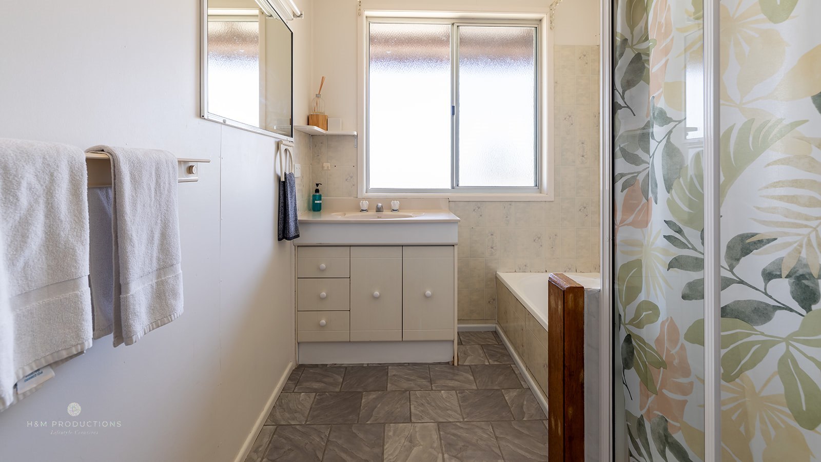 592 Captain Cook Drive, Seventeen Seventy  QLD  4677