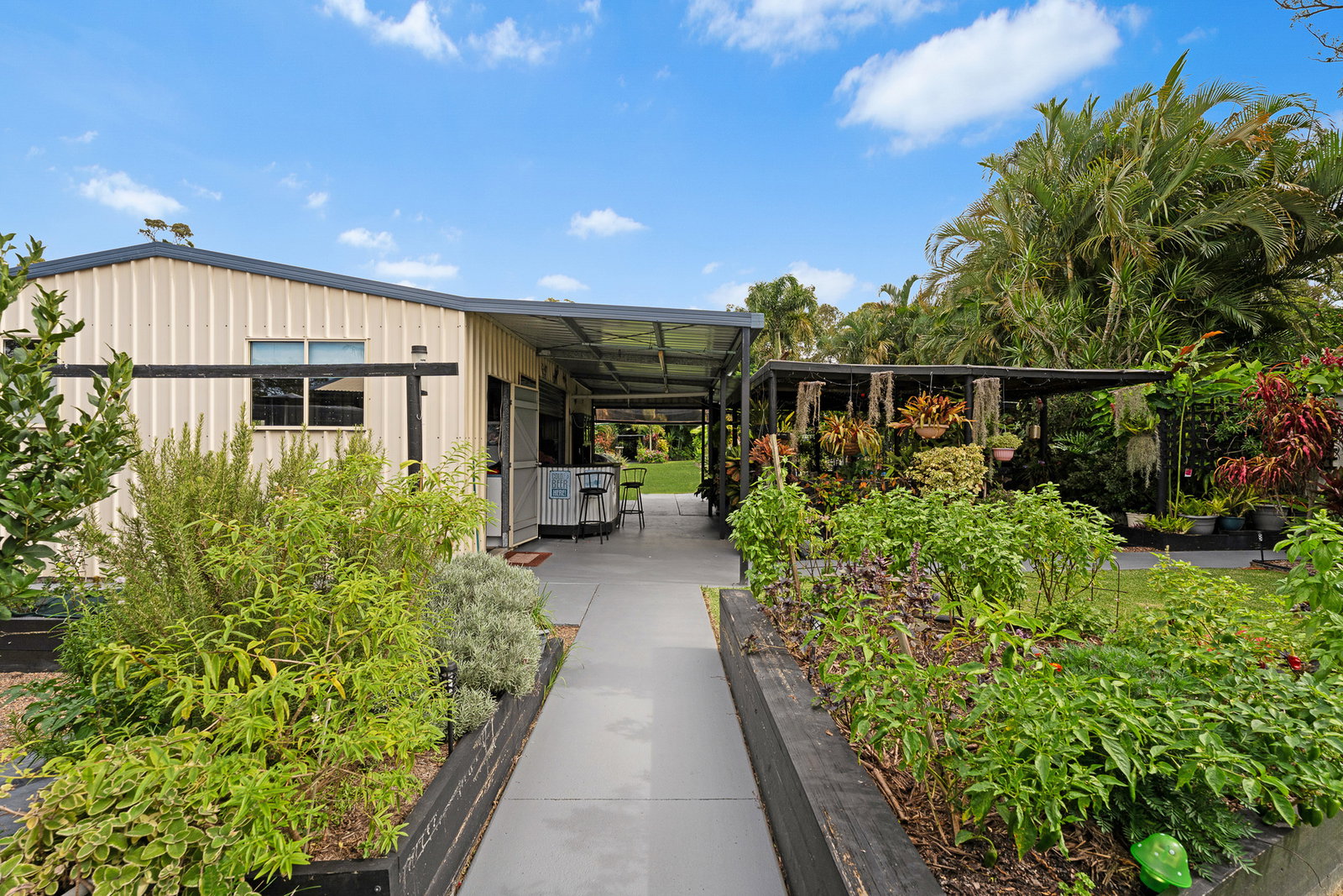 19 Brooke Court, Oakhurst  QLD  4650