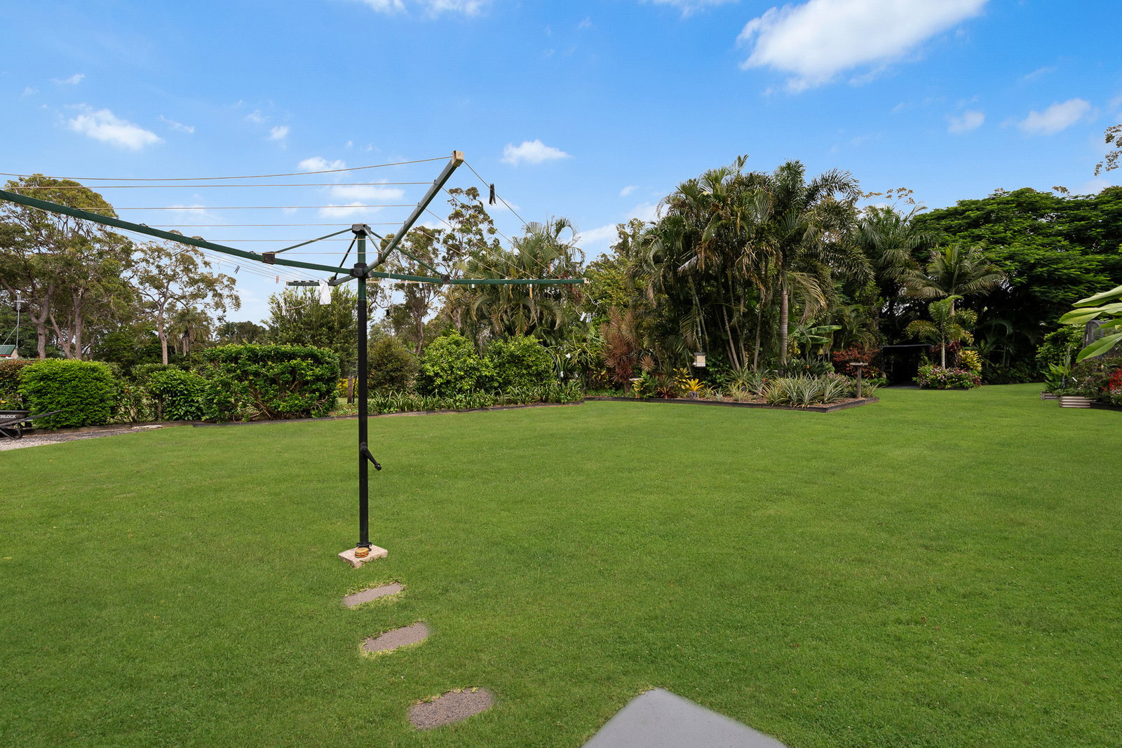 19 Brooke Court, Oakhurst  QLD  4650
