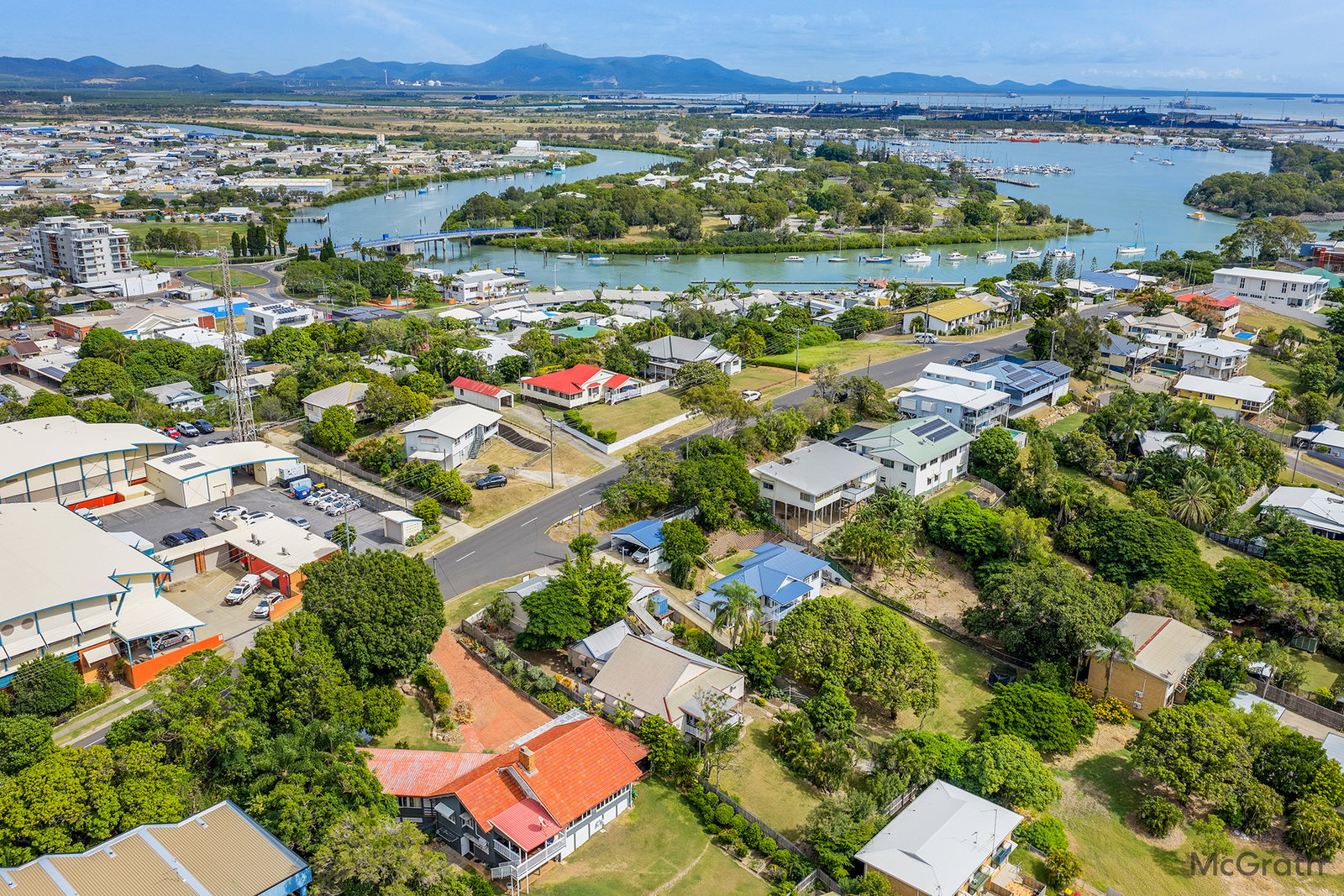 38 Auckland Street, Gladstone Central  QLD  4680