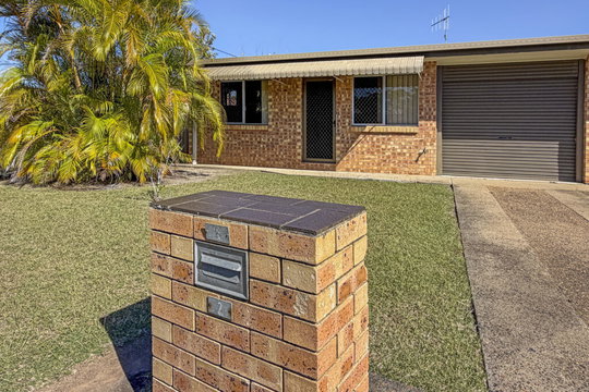 2/8 Jacques Court, Bargara  QLD  4670